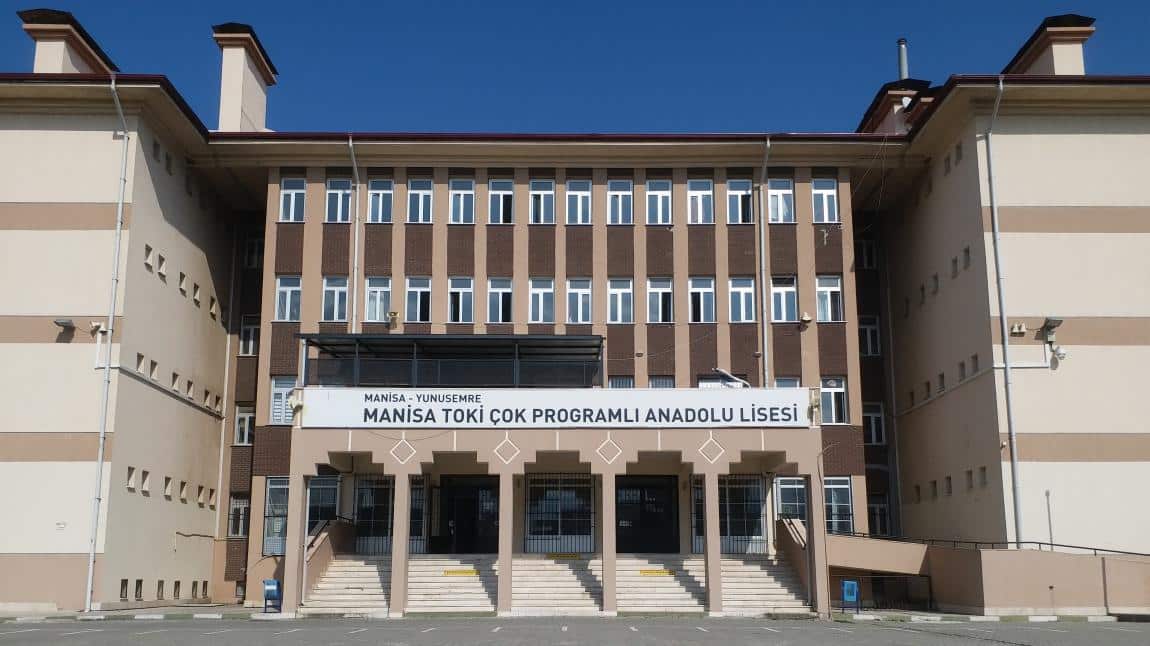 Manisa TOKİ Mesleki ve Teknik Anadolu Lisesi Fotoğrafı
